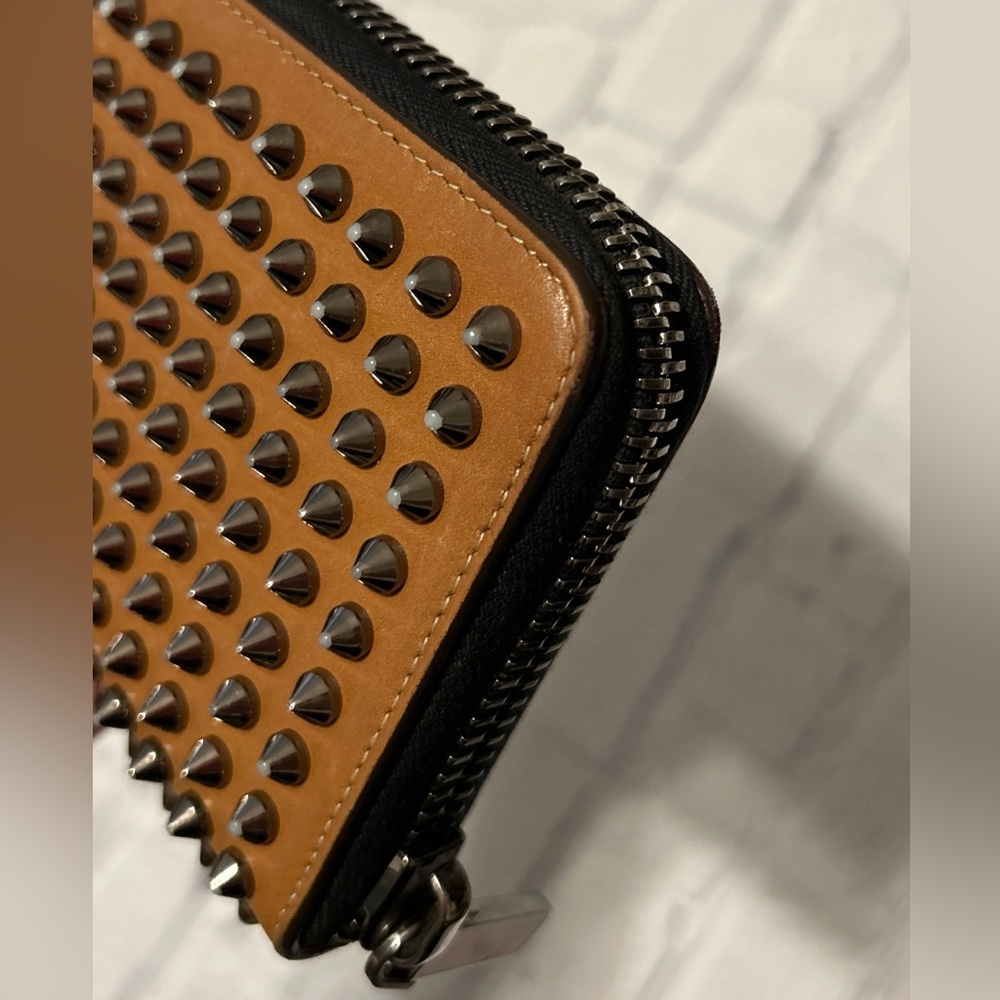 EUC Christian Louboutin Brown Zippy Long Wallet With Box & Dust Bag - Picture 11 of 16